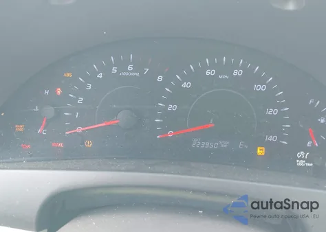 2011 Toyota Camry z USA, uszkodzony, nr VIN 4T1BF3EK1BU645489